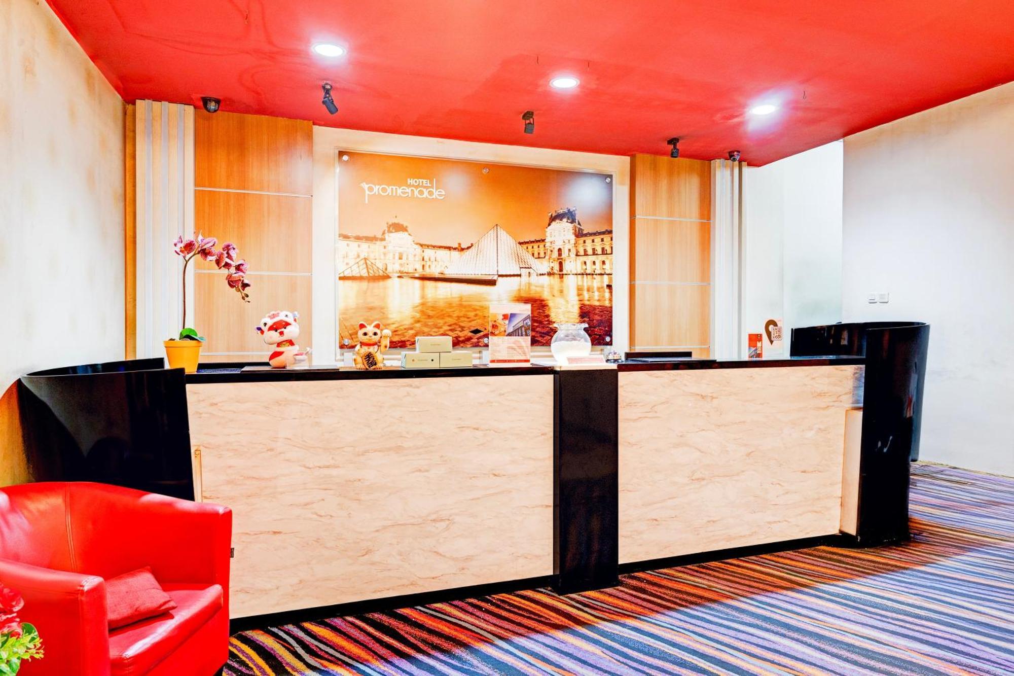 Townhouse Oak Cihampelas Near Ciwalk Formerly Promenade Hotel Bandung Esterno foto